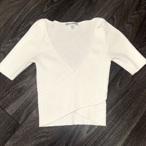 Good American White Ribbed V-Neck Asymmetrical Cropped Top - Size 1